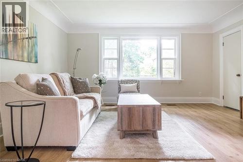 11 Dromore Crescent, Hamilton, ON - Indoor