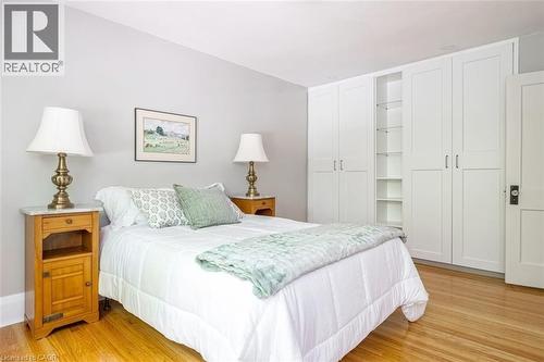 11 Dromore Crescent, Hamilton, ON - Indoor Photo Showing Bedroom