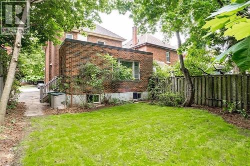 11 Dromore Crescent, Hamilton, ON - Outdoor