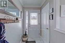 114 CARTIER CRESCENT  Richmond Hill, ON L4C 2N6