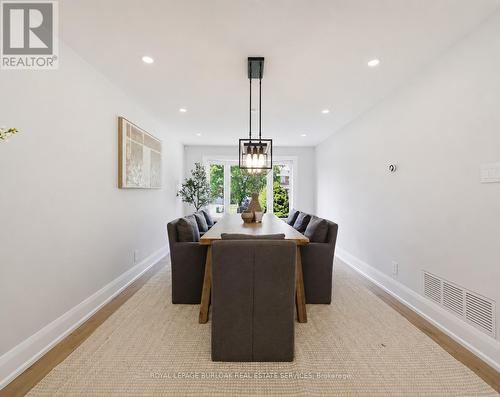 2029 Kempton Park Drive, Mississauga, ON - Indoor Photo Showing Other Room