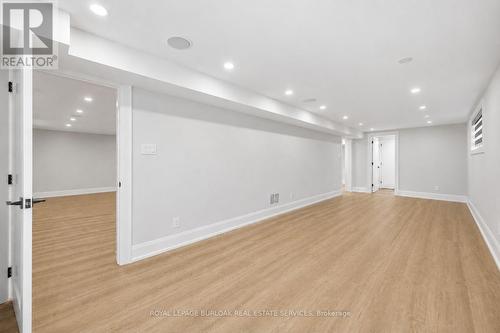 2029 Kempton Park Drive, Mississauga, ON - Indoor Photo Showing Other Room