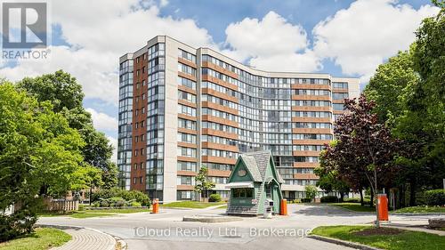 1005 - 1230 MARLBOROUGH COURT  Oakville, ON L6H 3K6