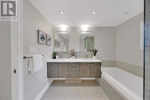13 Oakington Place, Mississauga, ON 