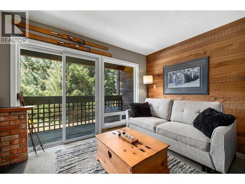 8 7001 NESTERS ROAD  Whistler, BC V8E 0X1