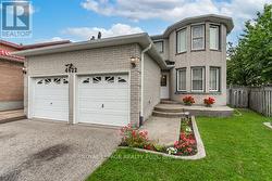 4622 BISMARK CRESCENT  Mississauga, ON L5R 1K2