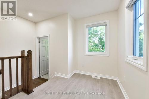 1053 Pampero Crescent, Ottawa, ON 