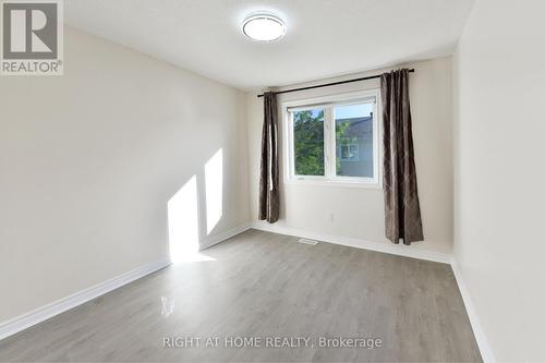 1053 Pampero Crescent, Ottawa, ON 