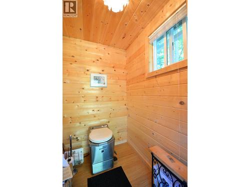 50760 Lloyd Drive, Cluculz Lake, BC 