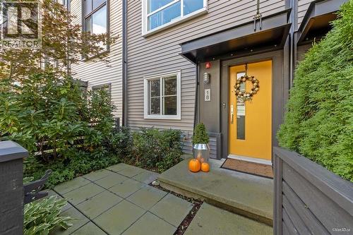 18 2358 RANGER LANE  Port Coquitlam, BC V3B 0L5