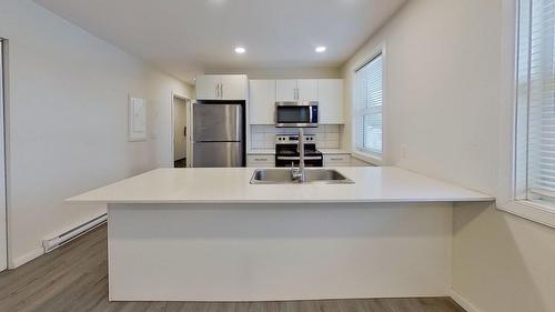 4816 52 Street, Wetaskiwin, AB - Indoor Photo Showing Kitchen With Upgraded Kitchen