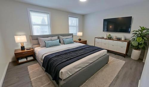4816 52 Street, Wetaskiwin, AB - Indoor Photo Showing Bedroom
