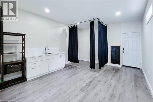 58 East 22Nd Street, Hamilton, ON 