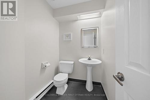 386 Briston Private, Ottawa, ON 