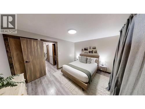 Bedroom - 1600 14Th Street, Invermere, BC 
