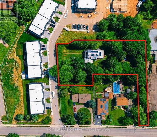 135 ELGIN STREET N  Cambridge, ON N1R 5H6