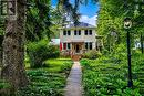 135 Elgin Street N, Cambridge, ON 