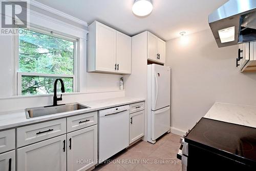 135 Elgin Street N, Cambridge, ON 