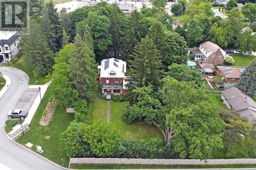 135 Elgin Street N, Cambridge, ON 