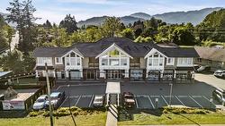 7075 VEDDER ROAD|Sardis West Vedder  Sardis, BC V2R 4E1