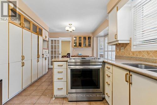 2192 Castlestone Court, Mississauga, ON 