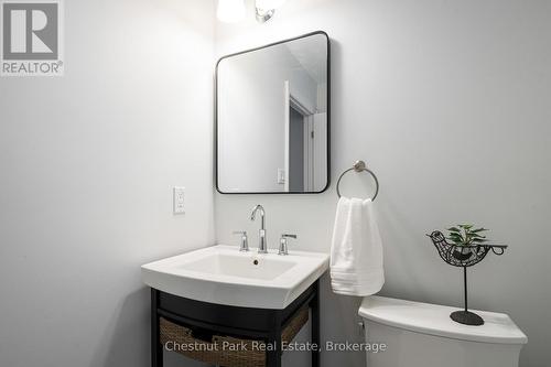 89 Garbutt Crescent, Collingwood, ON 