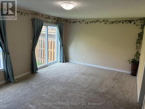 45 OAKES CRESCENT , Guelph, Ontario N1E 0J6 4