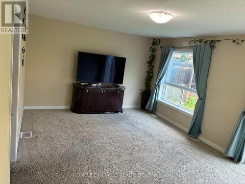 45 OAKES CRESCENT , Guelph, Ontario N1E 0J6 5