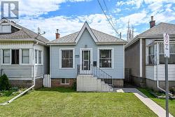 184 LONDON STREET N  Hamilton, ON L8H 4C2