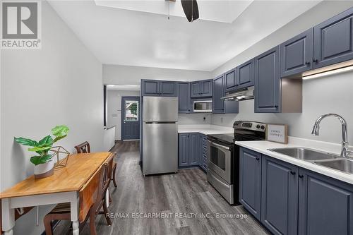 184 London Street N, Hamilton, ON - Indoor Photo Showing Kitchen With Double Sink