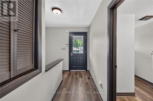 184 London Street N, Hamilton, ON - Indoor Photo Showing Other Room