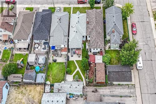 184 London Street N, Hamilton, ON - Outdoor