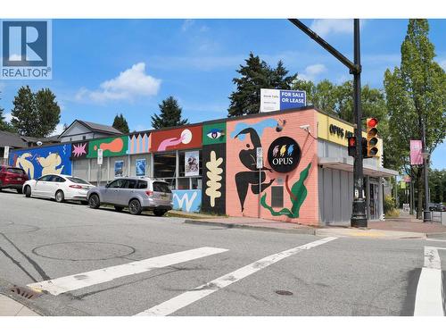 953 Brunette Avenue, Coquitlam, BC 
