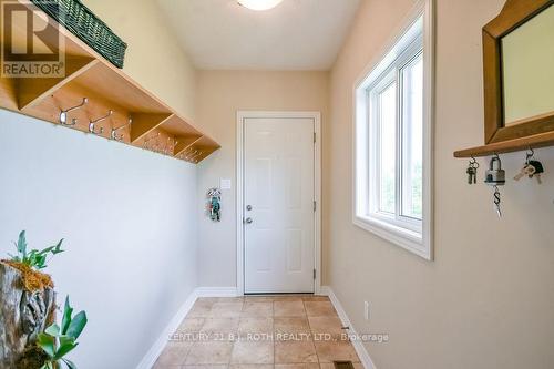 Mudroom with direct entry from the garage - 5051 Sideroad 25, Ramara, ON 
