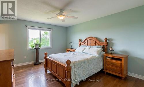 Primary bedroom - 5051 Sideroad 25, Ramara, ON 