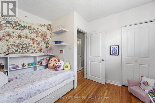 2589 Lundigan Drive, Mississauga, ON 