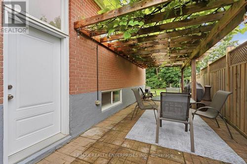 Private Side Patio, Pergola - 2589 Lundigan Drive, Mississauga, ON 