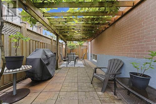 2589 Lundigan Drive, Mississauga, ON 