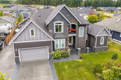 3311 Wisconsin Way Campbell River, BC V9H 0A9