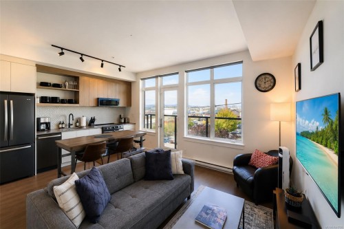 #415-515 Chatham St  Victoria, BC V8T 0C8