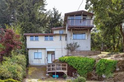 3351 Betula Pl Colwood, BC V9C 2N7