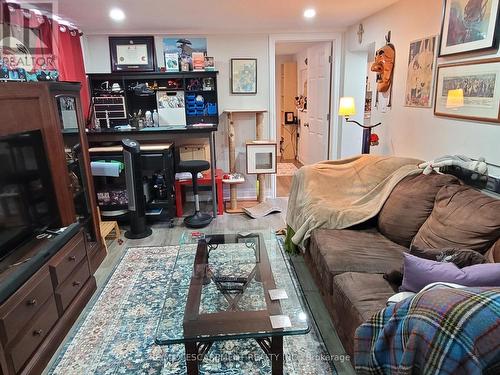 239 West 18Th Street, Hamilton, ON 