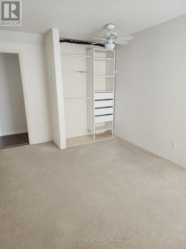 210 - 727 Deveron Crescent, London South (South T), ON 