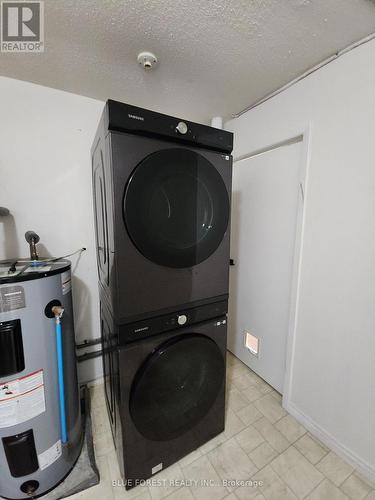210 - 727 Deveron Crescent, London South (South T), ON 