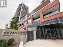 539 - 2545 SIMCOE STREET N Oshawa, ON L1L 0W3
