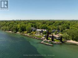 872 WHITTIER CRESCENT  Mississauga, ON L5H 2X3