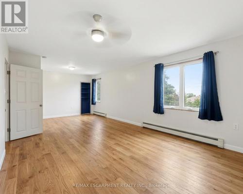 8404 Chippewa Road, Hamilton, ON 