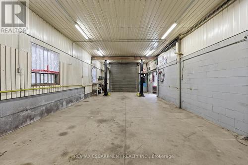 8404 Chippewa Road, Hamilton, ON 