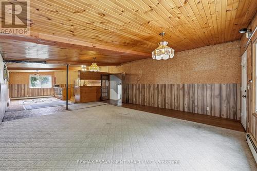 8404 Chippewa Road, Hamilton, ON 