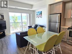 Dining Area - 